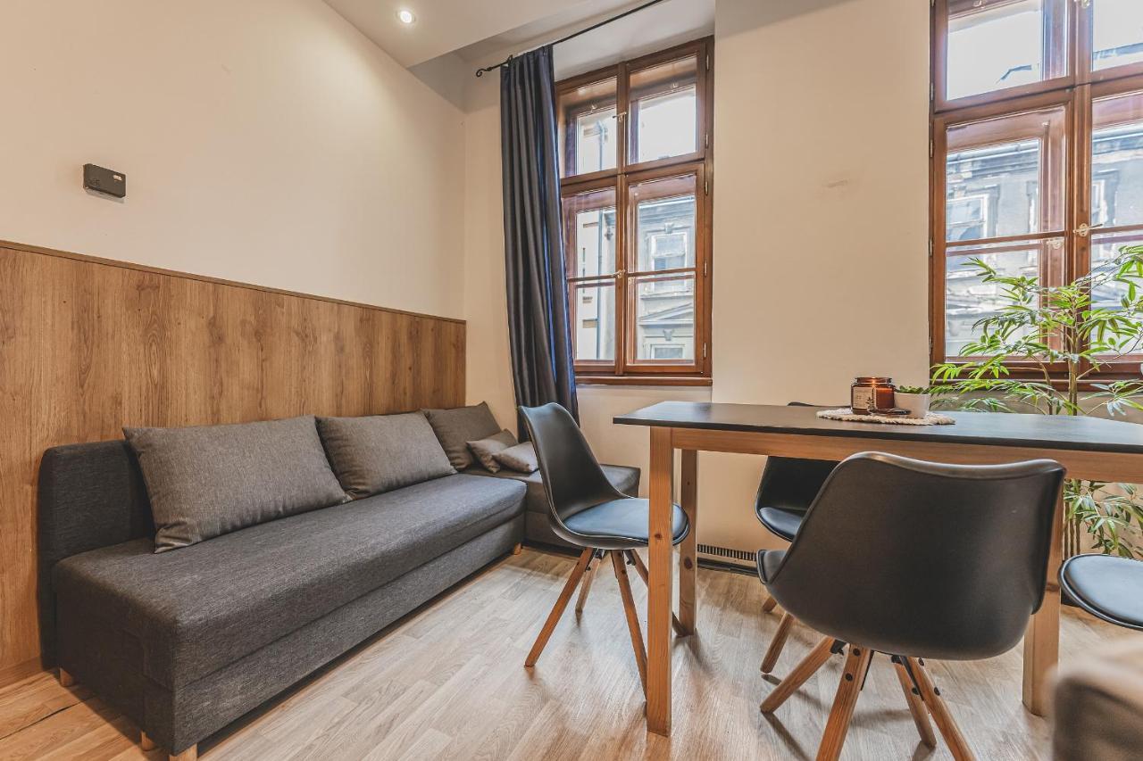 Carolina'S Central Apartment Hradec Kralove Luaran gambar