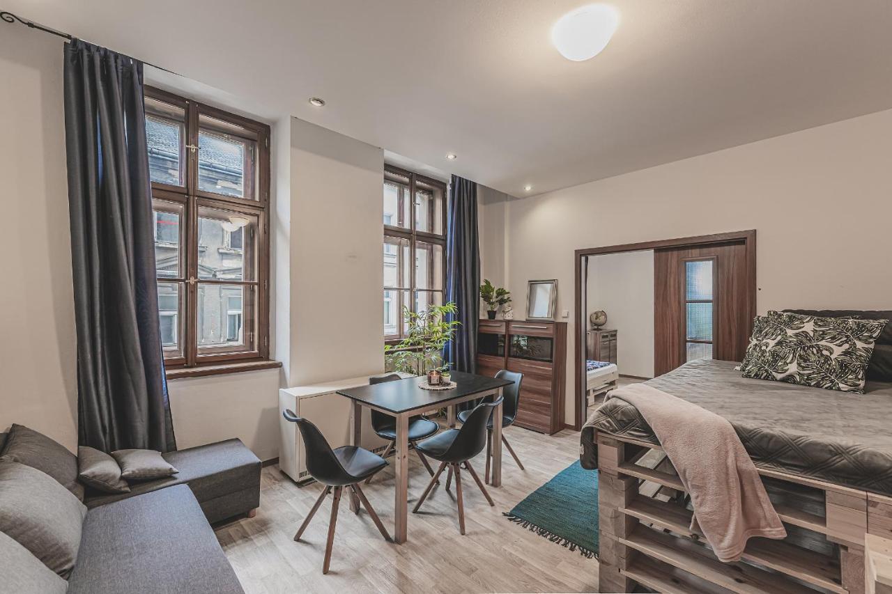 Carolina'S Central Apartment Hradec Kralove Luaran gambar